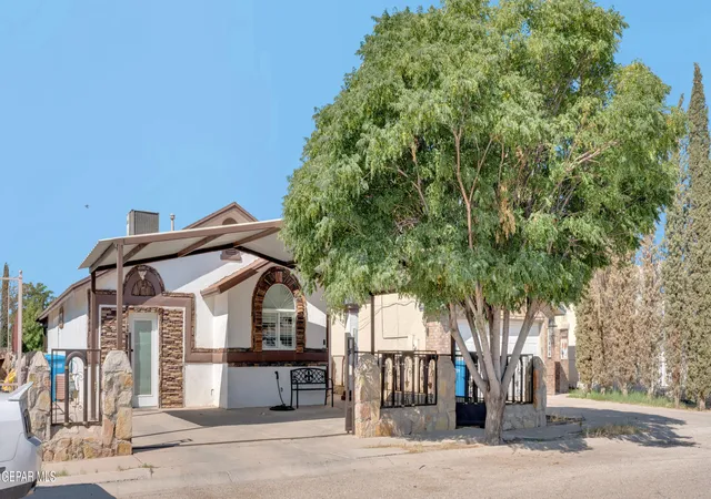 Photo 2 of Single family home for sale at 10488 Ethyl Hart St, Socorro, TX 79927 | MLS# 950904 | Listing updated on 2026-09-10