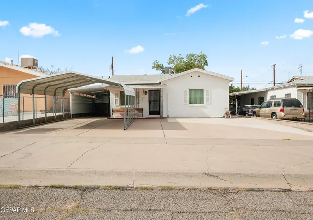 Single family home for sale at 4215 Kemp Ave, El Paso, TX 79904 | MLS# 950419