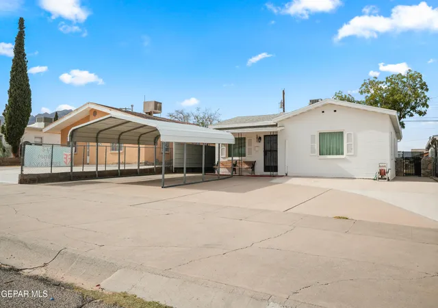 Photo 3 of Single family home for sale at 4215 Kemp Ave, El Paso, TX 79904 | MLS# 950419 | Listing updated on 2026-09-12