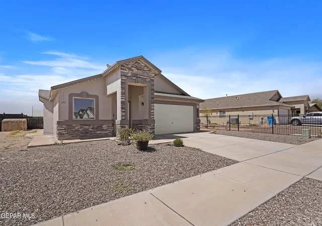 Photo 2 of Sale Pending at 11820 Ernest Rd, Socorro, TX 79927 | MLS# 950410 | Listing updated on 2026-09-18
