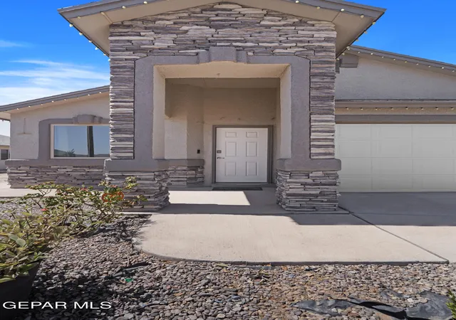 Photo 3 of Sale Pending at 11820 Ernest Rd, Socorro, TX 79927 | MLS# 950410 | Listing updated on 2026-09-18