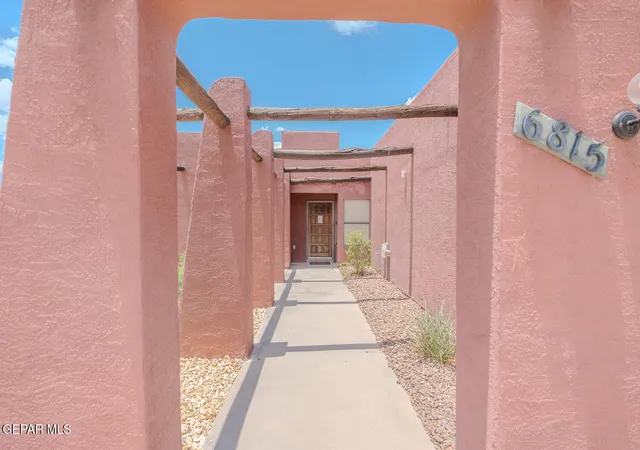 Photo 2 of Single family home for sale at 6815 Villa Hermosa Dr, El Paso, TX 79912 | MLS# 950500 | Listing updated on 2026-09-18