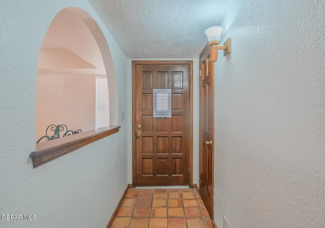 Photo 3 of Single family home for sale at 6815 Villa Hermosa Dr, El Paso, TX 79912 | MLS# 950500 | Listing updated on 2026-09-18