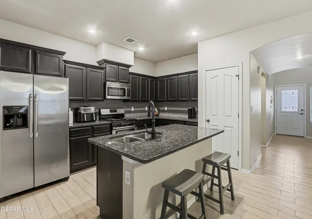 Photo 3 of Single family home for sale at 14841 Tim Hardaway Dr, El Paso, TX 79938 | MLS# 950428 | Listing updated on 2026-09-02