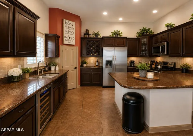 Photo 3 of Single family home for sale at 3273 Garden Point Dr, El Paso, TX 79938 | MLS# 950429 | Listing updated on 2026-09-20