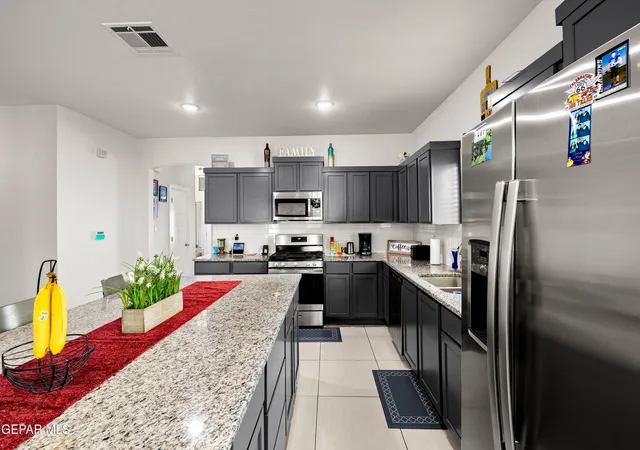 Photo 3 of Single family home for sale at 864 Crystal Deer Dr, El Paso, TX 79928 | MLS# 950446 | Listing updated on 2026-09-02