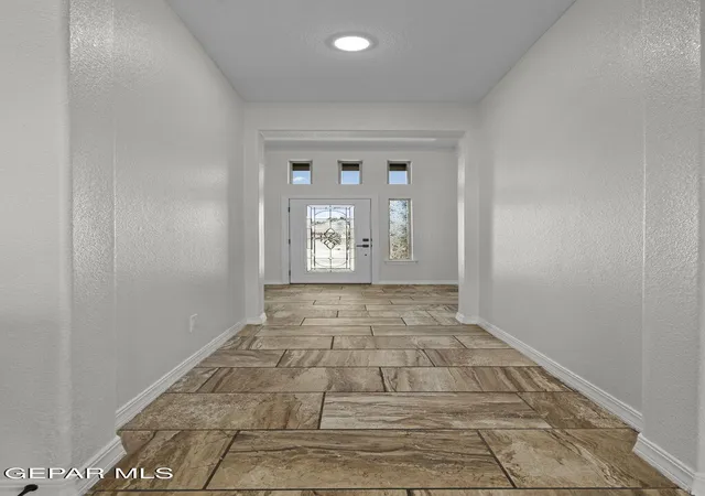 Photo 4 of Single family home for sale at 6012 Hidden Acres Dr, El Paso, TX 79924 | MLS# 950899 | Listing updated on 2026-09-10