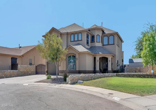 Photo 4 of Sale Pending at 13444 Emerald Reef Dr, Horizon City, TX 79928 | MLS# 950510 | Listing updated on 2026-09-11