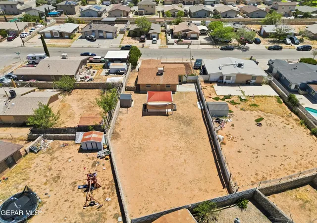 Photo 3 of Single family home for sale at 6673 Tiger Eye Dr, El Paso, TX 79924 | MLS# 950607 | Listing updated on 2026-09-14