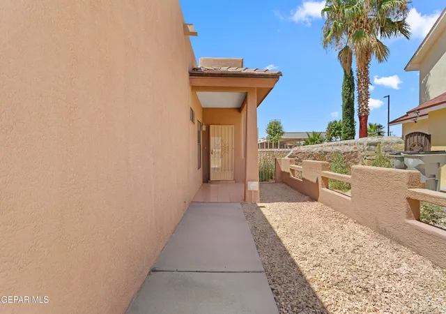 Photo 3 of Single family home for sale at 3313 Tierra Espada Dr, El Paso, TX 79938 | MLS# 950827 | Listing updated on 2026-09-13