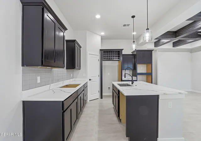 Photo 3 of Single family home for sale at 3944 Perspective, El Paso, TX 79938 | MLS# 950497 | Listing updated on 2026-09-02