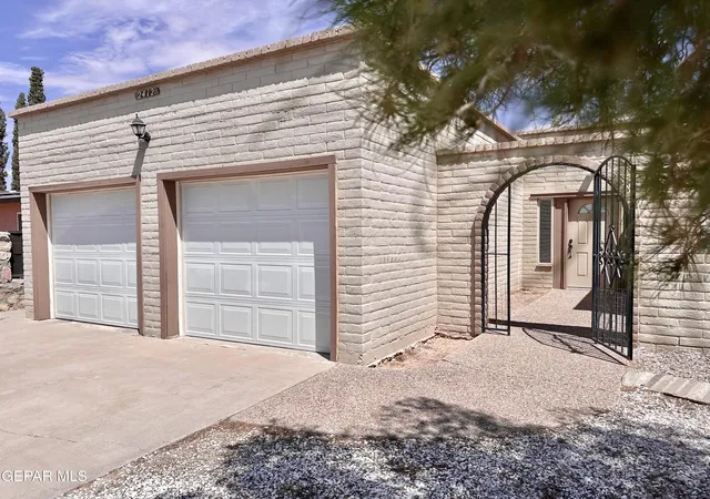 Photo 1 of Single family home for sale at 2412 Red Sails Dr, El Paso, TX 79936 | MLS# 950687 | Listing updated on 2026-09-18