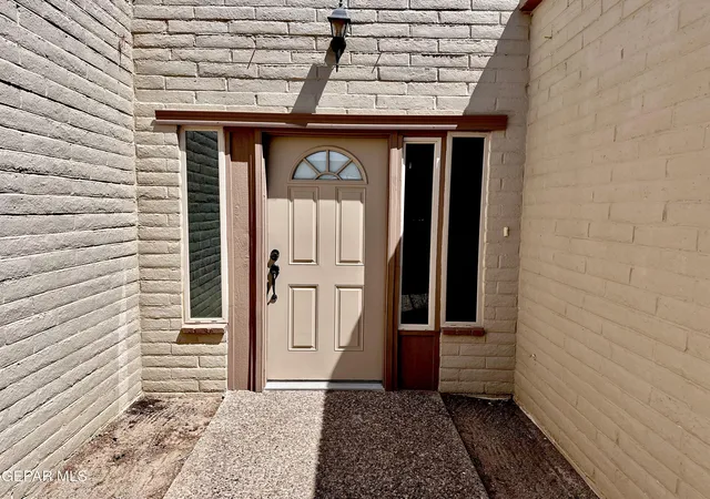 Photo 3 of Single family home for sale at 2412 Red Sails Dr, El Paso, TX 79936 | MLS# 950687 | Listing updated on 2026-09-18