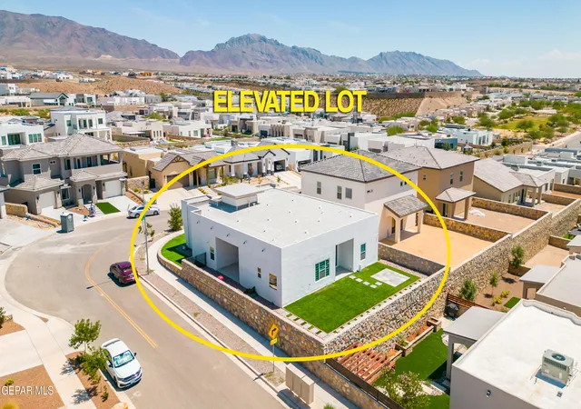 Photo 2 of Single family home for sale at 1847 Cimarron Park Pl, El Paso, TX 79911 | MLS# 950569 | Listing updated on 2026-09-18
