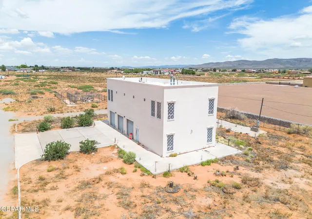 Photo 2 of Single family home for sale at 5700 Flager St, El Paso, TX 79938 | MLS# 950598 | Listing updated on 2026-09-16