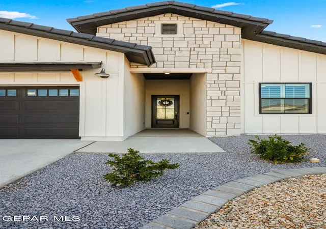 Photo 3 of Single family home for sale at 3613 Pattern Pl, El Paso, TX 79938 | MLS# 950557 | Listing updated on 2026-09-18