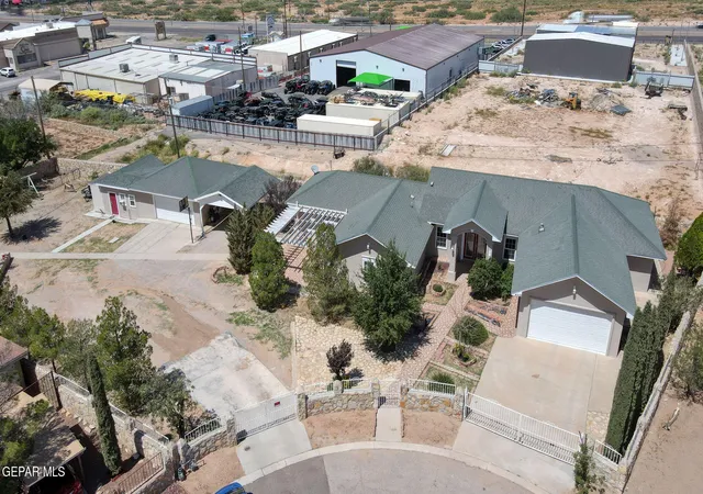 Photo 1 of Single family home for sale at 4019 Vanderveer Dr, El Paso, TX 79938 | MLS# 950743 | Listing updated on 2026-09-13