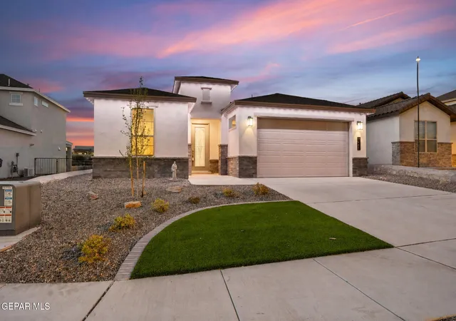 Photo 3 of Single family home for sale at 7461 Big Mountain Ct, El Paso, TX 79911 | MLS# 950646 | Listing updated on 2026-09-14