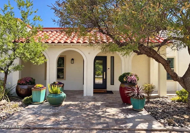 Single family home for sale at 770 Coeur Dalene Cir, El Paso, TX 79922 | MLS# 950597