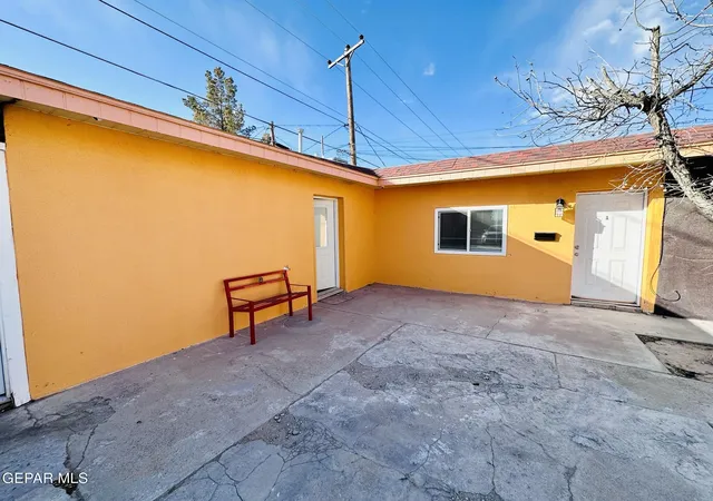 Photo 3 of House for sale at 114 NW Davis St, Fabens, TX 79838 | MLS# 950580 | Listing updated on 2026-09-03