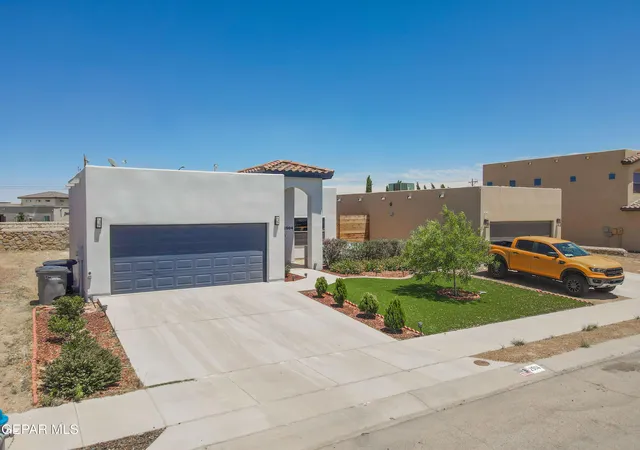 Photo 2 of Single family home for sale at 2504 Eastern Sky St, El Paso, TX 79938 | MLS# 950584 | Listing updated on 2026-09-03