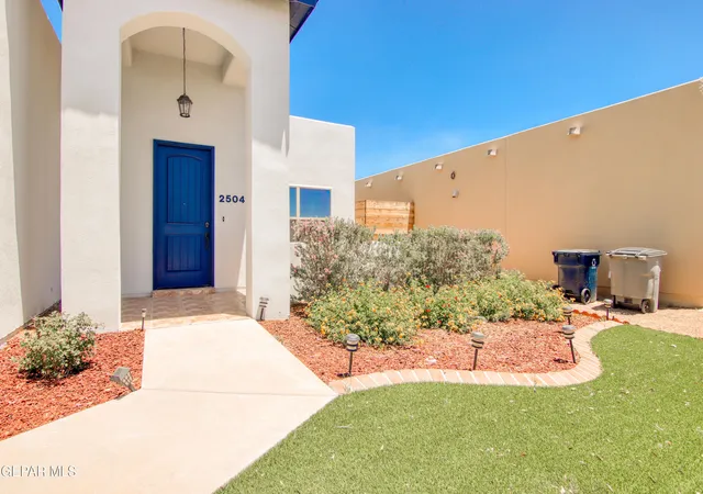 Photo 3 of Single family home for sale at 2504 Eastern Sky St, El Paso, TX 79938 | MLS# 950584 | Listing updated on 2026-09-03