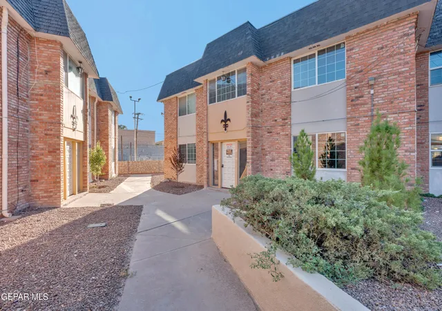 Condo for sale at 333 Eubank Ct #14B, El Paso, TX 79902 | MLS# 950673