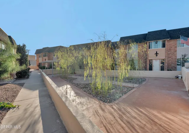 Photo 3 of Condo for sale at 333 Eubank Ct #14B, El Paso, TX 79902 | MLS# 950673 | Listing updated on 2026-09-04