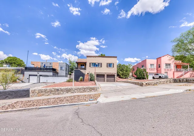 Single family home for sale at 825 Galloway Dr, El Paso, TX 79902 | MLS# 950711