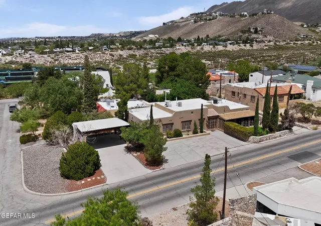 Photo 2 of Sale Pending at 1007 Kerbey Ave, El Paso, TX 79902 | MLS# 950671 | Listing updated on 2026-09-20