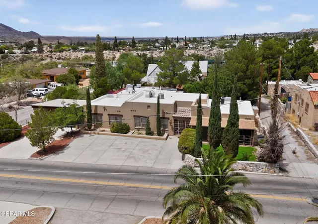 Photo 4 of Sale Pending at 1007 Kerbey Ave, El Paso, TX 79902 | MLS# 950671 | Listing updated on 2026-09-20
