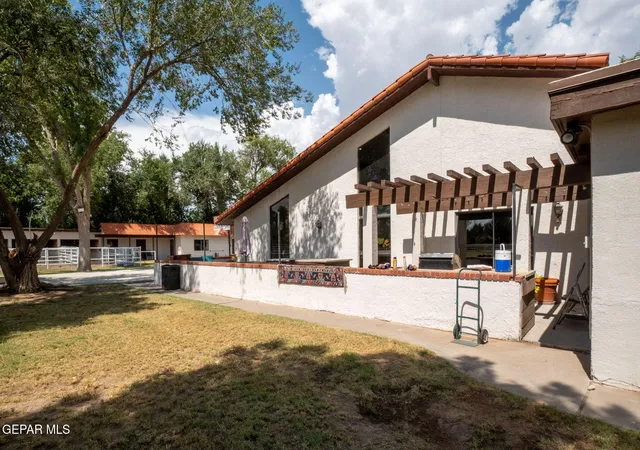 Photo 4 of Single family home for sale at 4383 Boy Scout Ln, El Paso, TX 79922 | MLS# 950659 | Listing updated on 2026-09-04