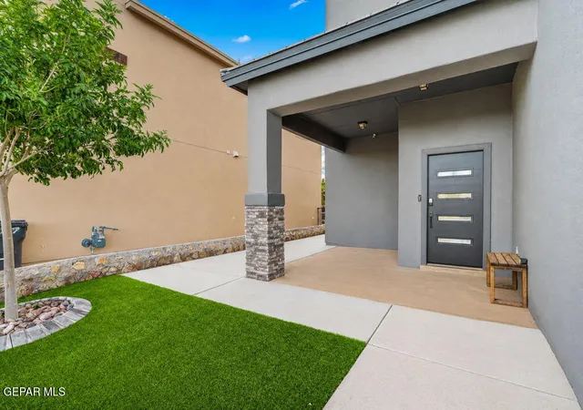 Photo 3 of Single family home for sale at 15061 Imagine Dr, El Paso, TX 79938 | MLS# 950666 | Listing updated on 2026-09-14