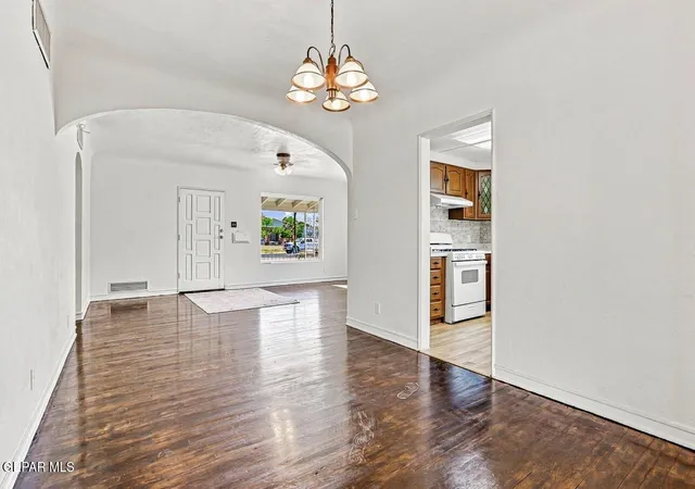 Photo 3 of Single family home for sale at 3020 Fort Blvd, El Paso, TX 79930 | MLS# 950657 | Listing updated on 2026-09-20