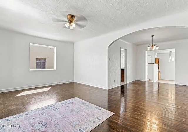 Photo 4 of Single family home for sale at 3020 Fort Blvd, El Paso, TX 79930 | MLS# 950657 | Listing updated on 2026-09-20
