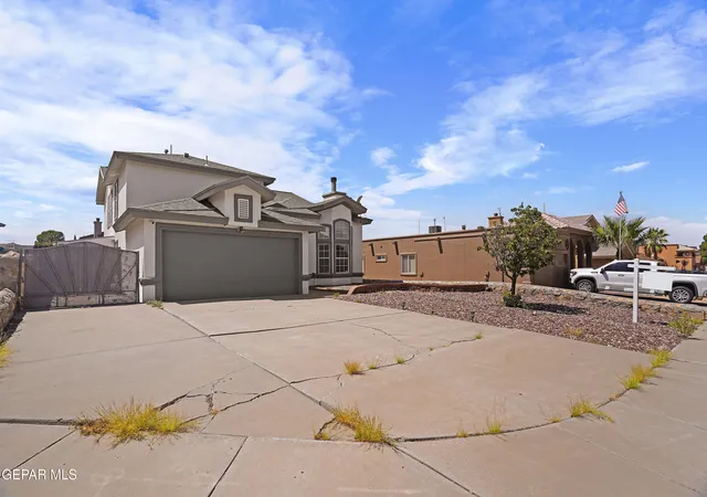 Photo 3 of Single family home for sale at 12082 Sterling Mary Way, El Paso, TX 79936 | MLS# 950672 | Listing updated on 2026-09-17