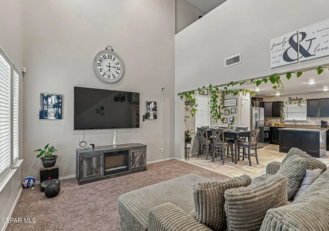 Photo 3 of Single family home for sale at 433 Twilight Dr, Socorro, TX 79927 | MLS# 950682 | Listing updated on 2026-09-17