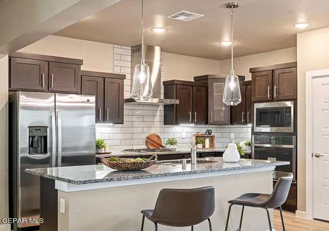 Photo 3 of Single family home for sale at 1808 Kelsey Davis Ave, El Paso, TX 79928 | MLS# 950676 | Listing updated on 2026-09-16