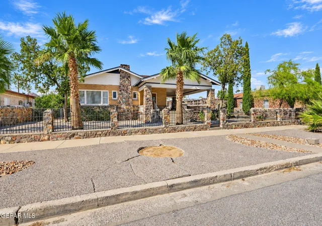 Photo 3 of Single family home for sale at 3425 Louisville Ave, El Paso, TX 79930 | MLS# 950766 | Listing updated on 2026-09-11
