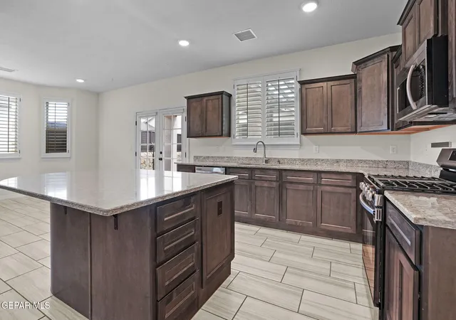 Photo 2 of Single family home for sale at 6032 Hidden Psge Ave, El Paso, TX 79924 | MLS# 950858 | Listing updated on 2026-09-09