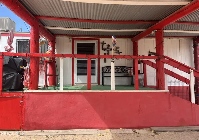 Manufactured home for sale at 14568 Hendrik Dr, El Paso, TX 79928 | MLS# 950948 | Listing updated on 2026-09-11