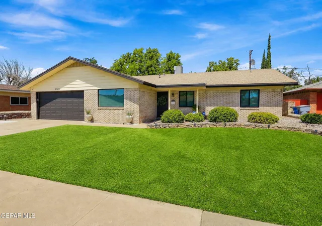 Photo 1 of Sale Pending at 8505 Cielo Vista Dr, El Paso, TX 79925 | MLS# 950692 | Listing updated on 2026-09-10