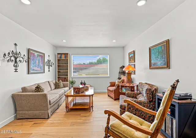 Photo 3 of Sale Pending at 8505 Cielo Vista Dr, El Paso, TX 79925 | MLS# 950692 | Listing updated on 2026-09-10