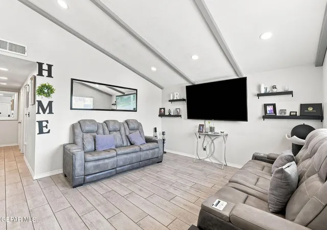 Photo 2 of Single family home for sale at 9347 Cannes Cir, El Paso, TX 79907 | MLS# 950693 | Listing updated on 2026-09-07