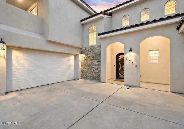 Photo 3 of Single family home for sale at 4713 Cotton Bnd, El Paso, TX 79922 | MLS# 950705 | Listing updated on 2026-09-14
