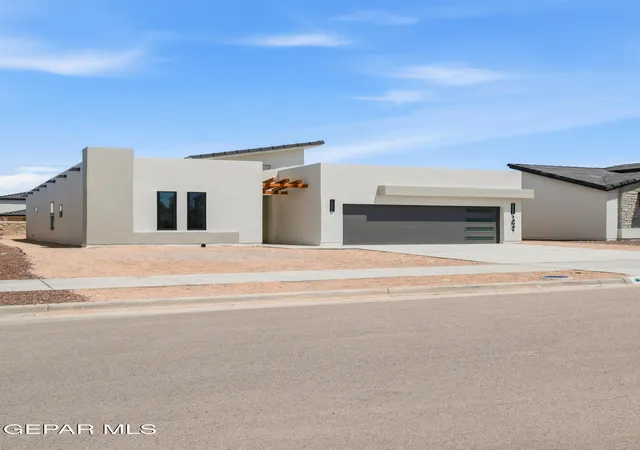 Photo 3 of Sale Pending at 14041 Paseo Original Ct, El Paso, TX 79928 | MLS# 950707 | Listing updated on 2026-09-14