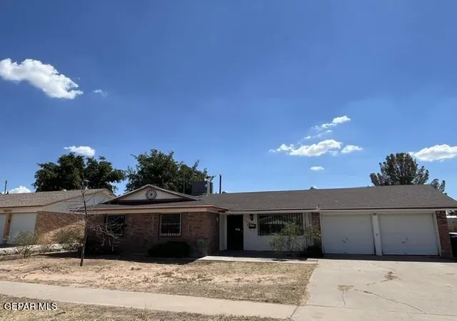 Single family home for sale at 10320 Kaywood Ct, El Paso, TX 79925 | MLS# 950713