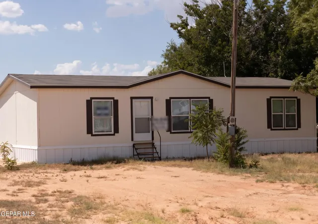 Photo 1 of Manufactured home for sale at 1521 N Evans St, Hobbs, NM 88240 | MLS# 950714 | Listing updated on 2026-09-09