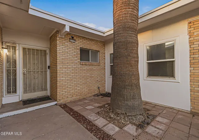 Photo 3 of Single family home for sale at 5137 Juliandra Ave, El Paso, TX 79924 | MLS# 950777 | Listing updated on 2026-09-08