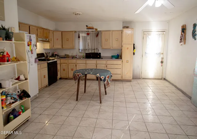 Single family home for sale at 8772 Coloma Cir, El Paso, TX 79907 | MLS# 950734